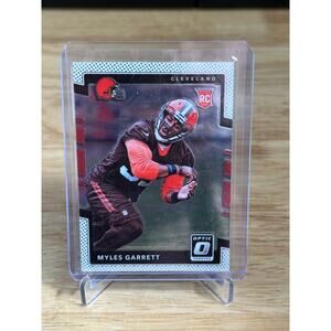2017 Donruss Optic - Rookies Myles Garrett #106 (RC)